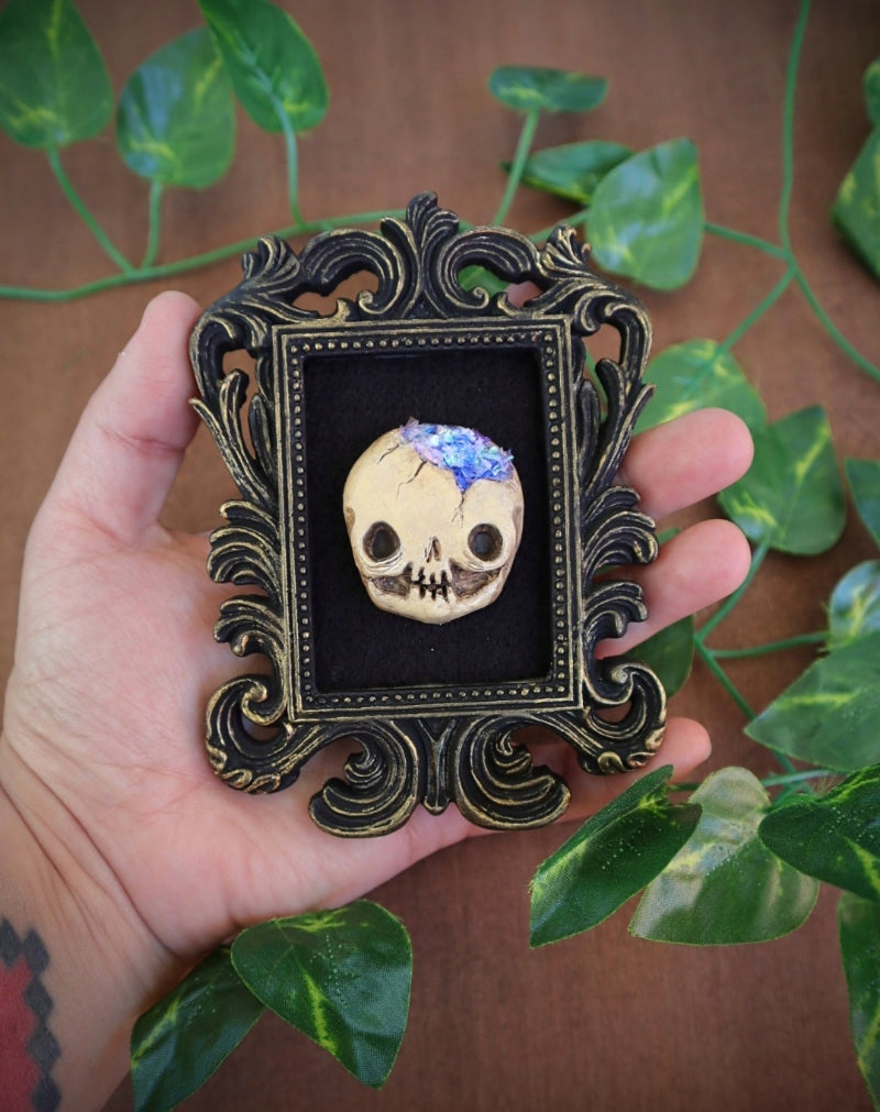 Geode Skull Frame Magnet