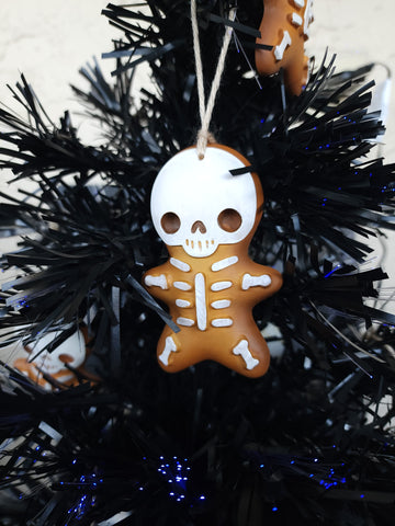 Gingerbread Skelly Ornament
