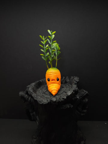 Baby Carrot "Clover" Sculpture